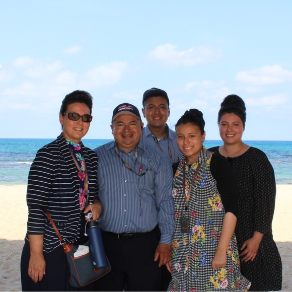 Meet your Posher, Theresa - Picture 4 of 16